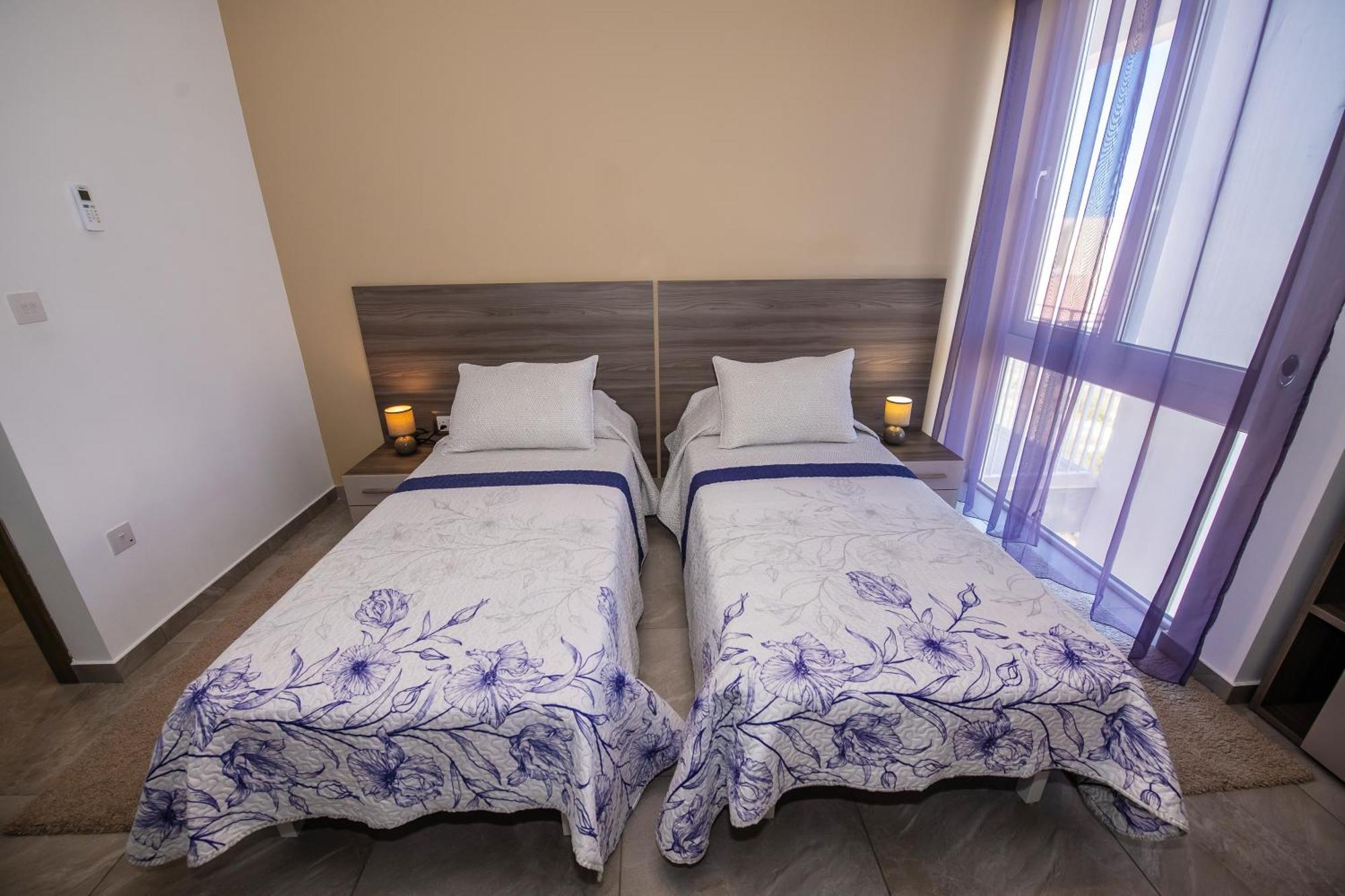 Clifftop Modern Apartment Mellieħa Exteriér fotografie